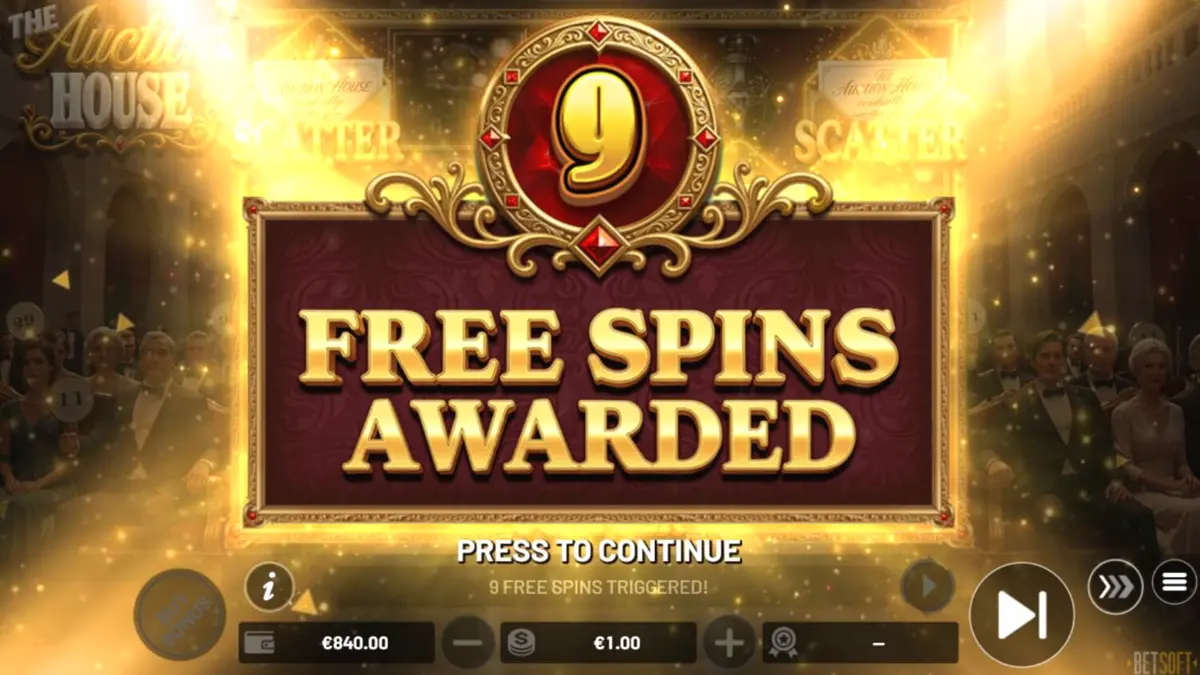 Tampilan visual mewah dari slot The Auction House dengan simbol permata dan barang antik.